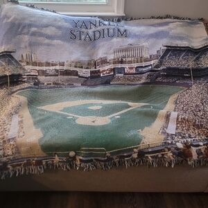 Yankee Stadium Tapstry Throw Blanket
